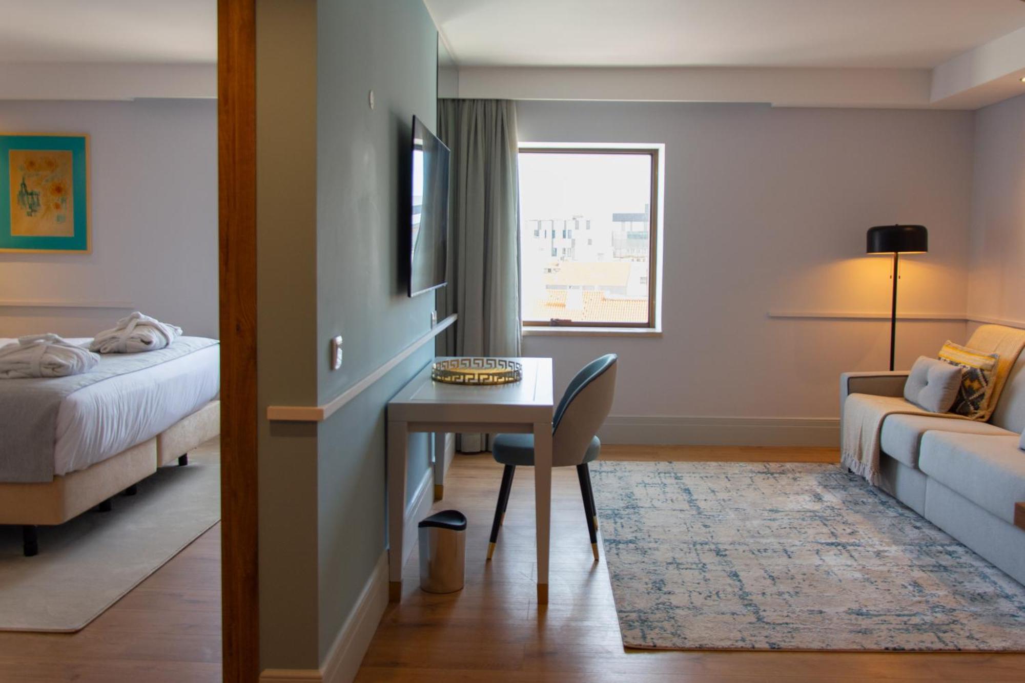 Vip Executive Suites Do Marques Hotel Lisbona Esterno foto
