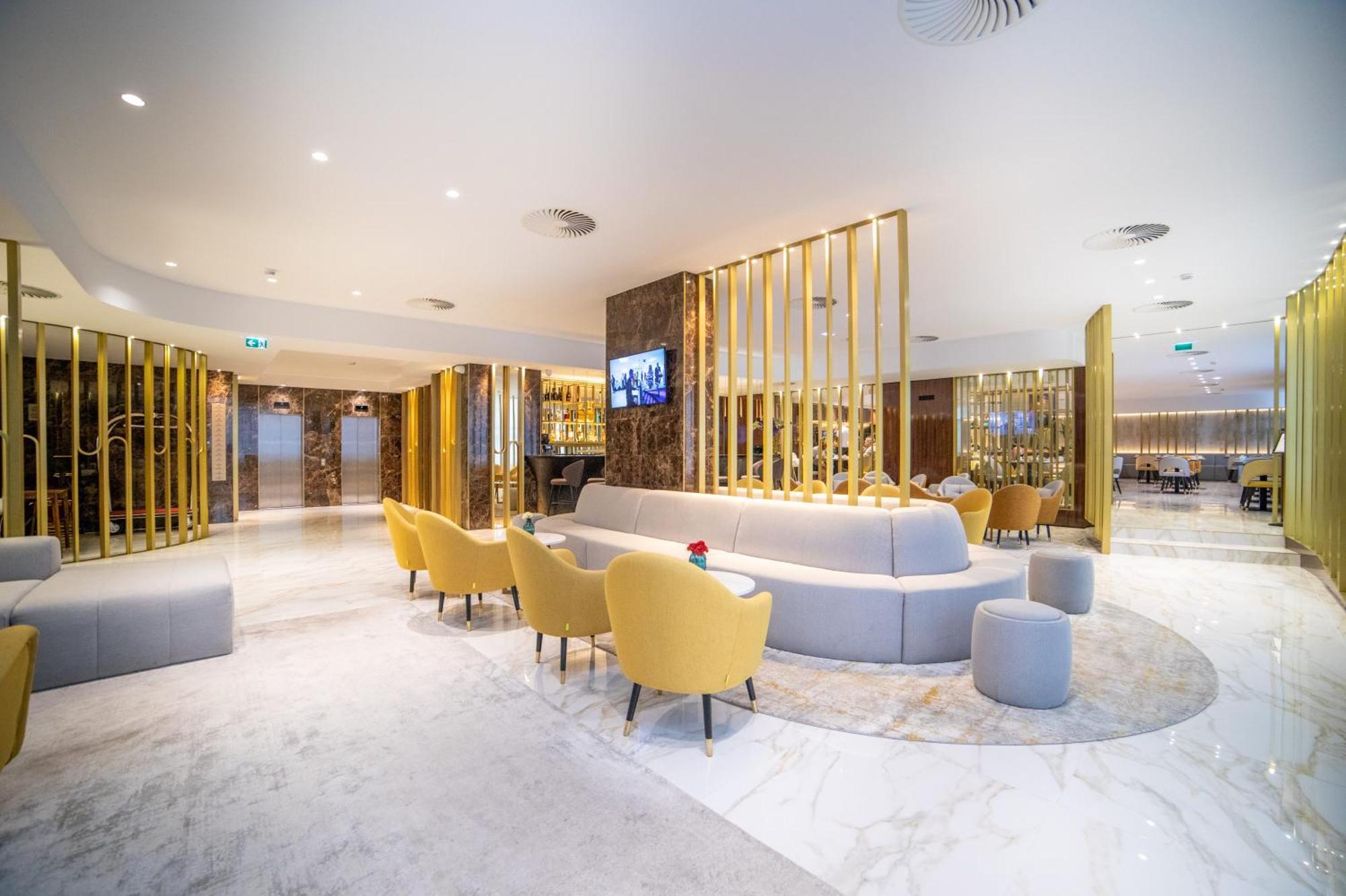 Vip Executive Suites Do Marques Hotel Lisbona Esterno foto