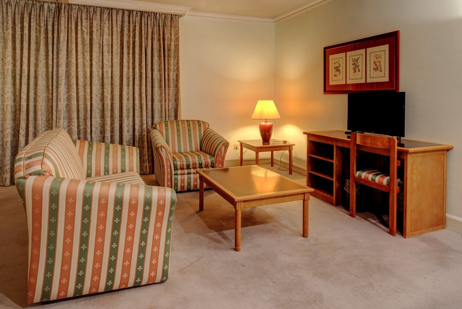 Vip Executive Suites Do Marques Hotel Lisbona Esterno foto